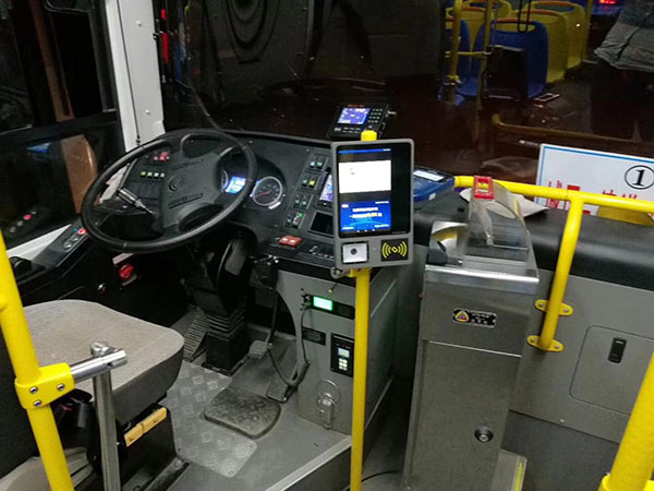 客運班車分段計費二維碼公交刷卡機