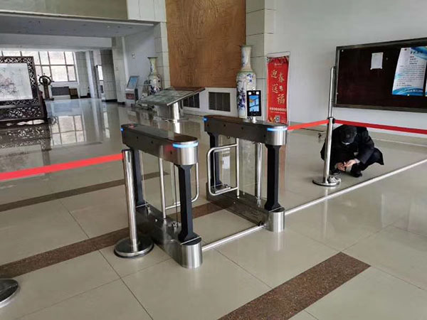 人臉識別測溫閘機(jī)方案
